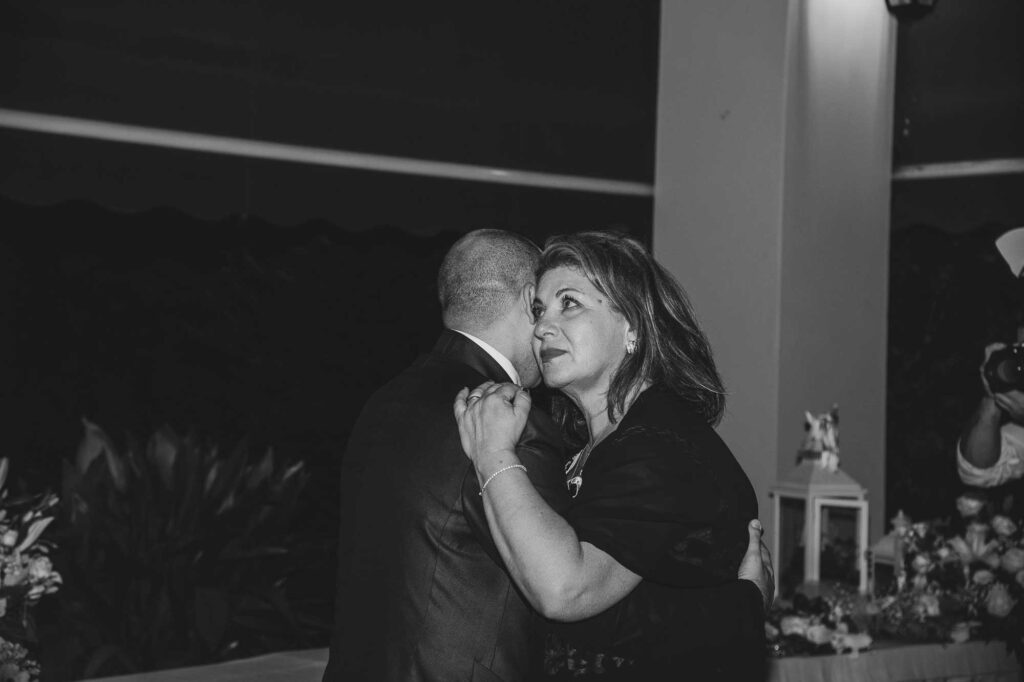 Matrimonio di Cinzia ed Emilio, agriturismo la Barcella