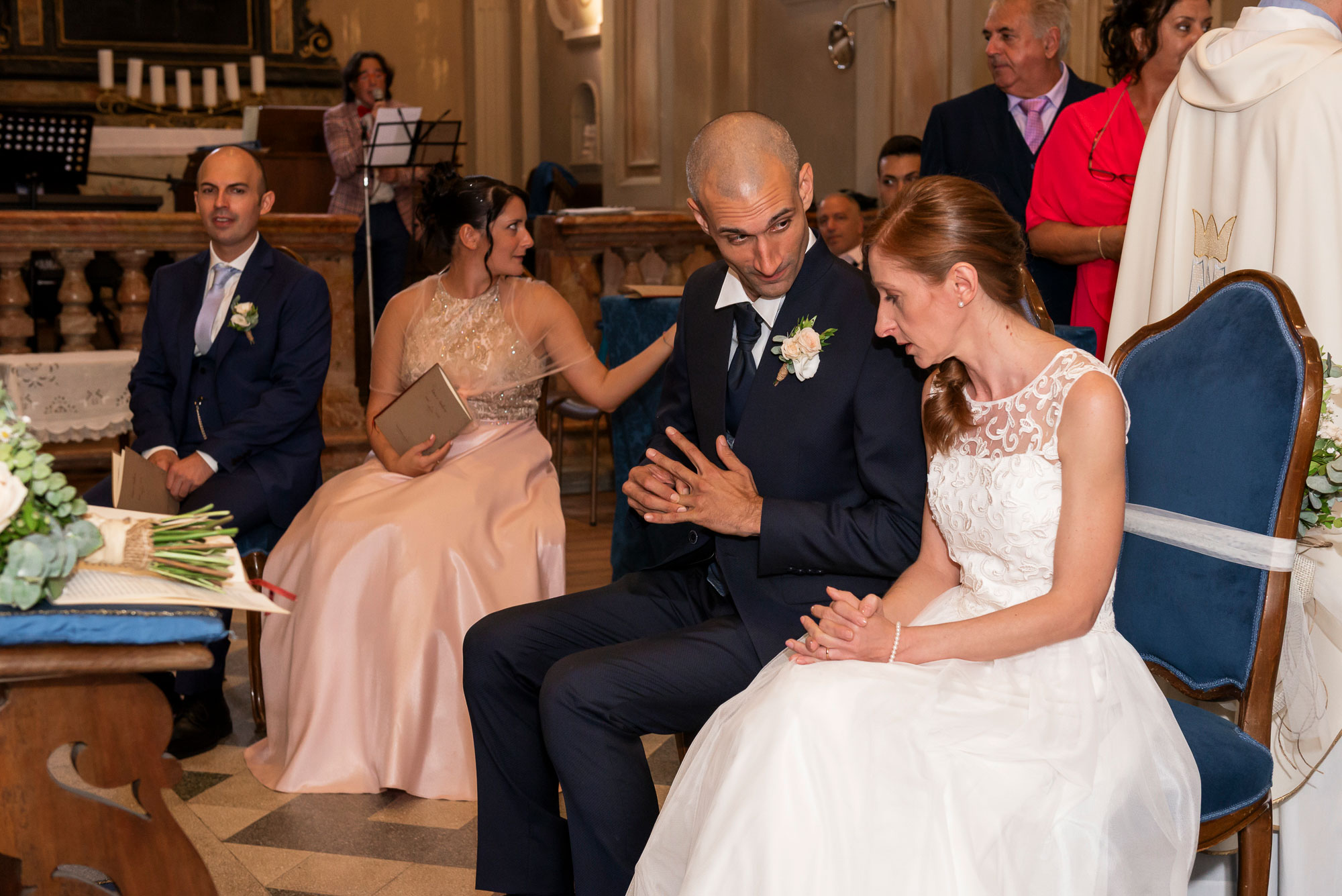 Fotografo-matrimonio-varese_00033 reportage matrimonio varese: sposi dopo lo scambio delle fedi